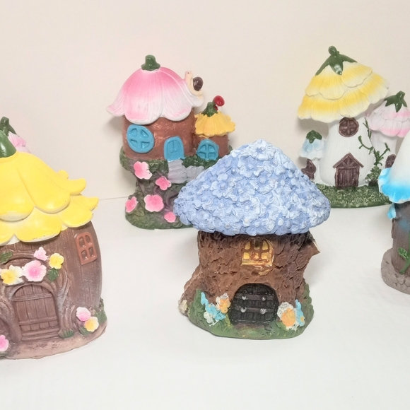 Mini Gnome Village - Picture 9 of 12